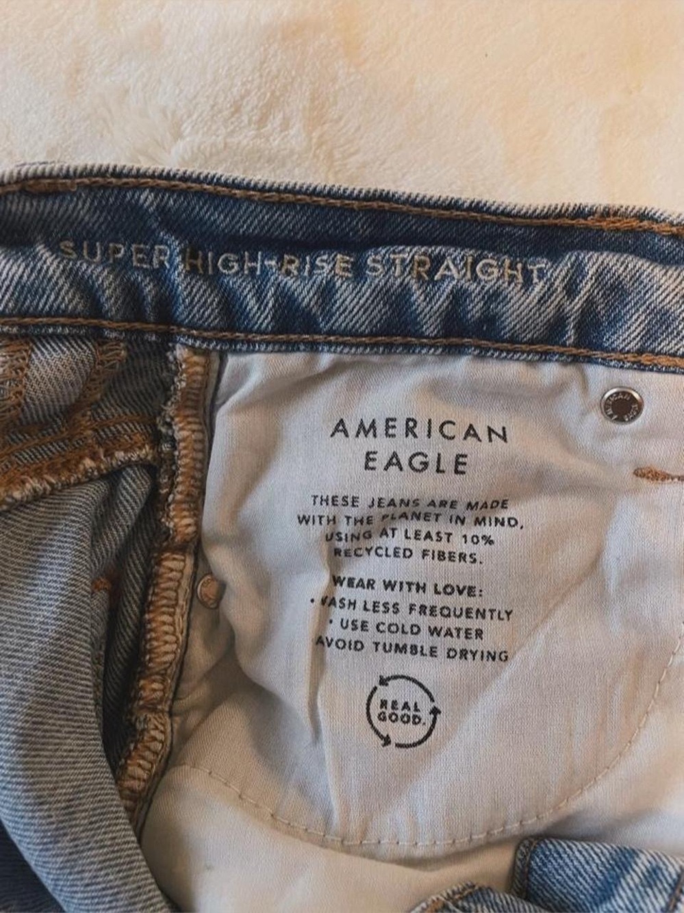 American Eagle Outfitters Super High-Rise Straight Jean - Picture 7 of 7